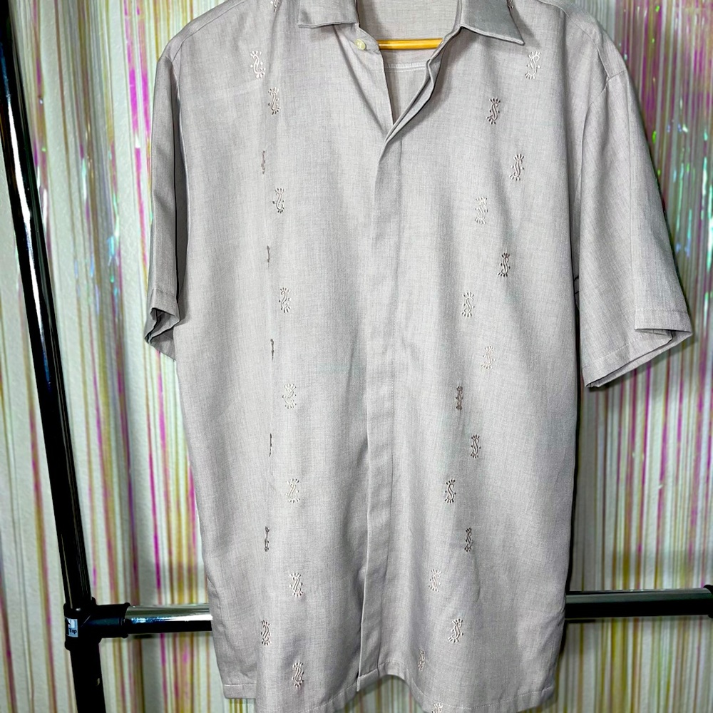Exclusive Guayabera top